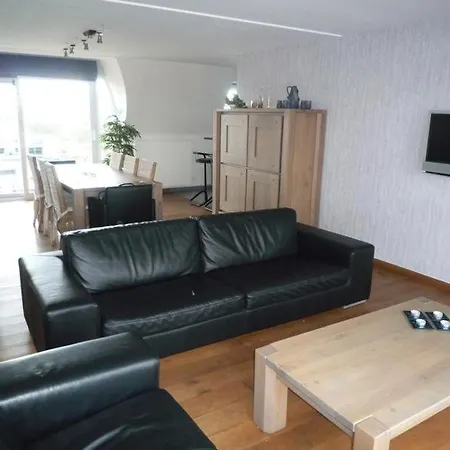Laurens 401 *